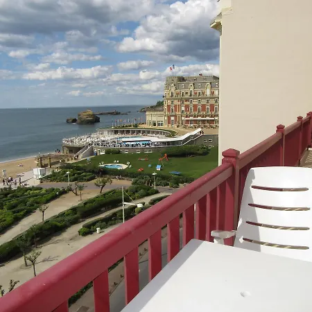 T2 Face A L'ocean Biarritz